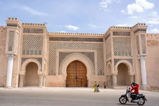 Bab Mansour gate with its decorated arches in Meknes, Morocco